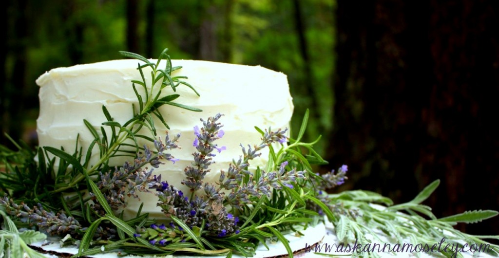 Nature wedding cake