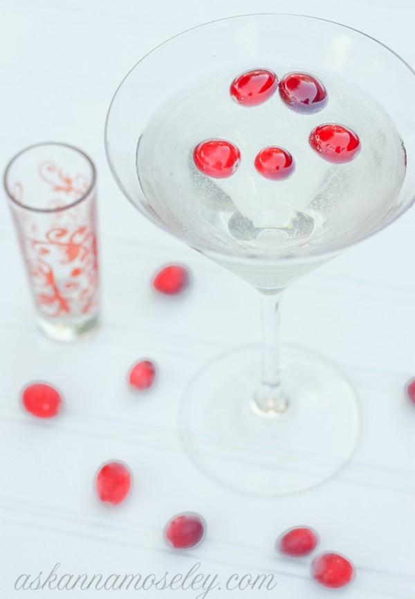 White Cranberry Martini (the perfect holiday martini) -- Ask Anna