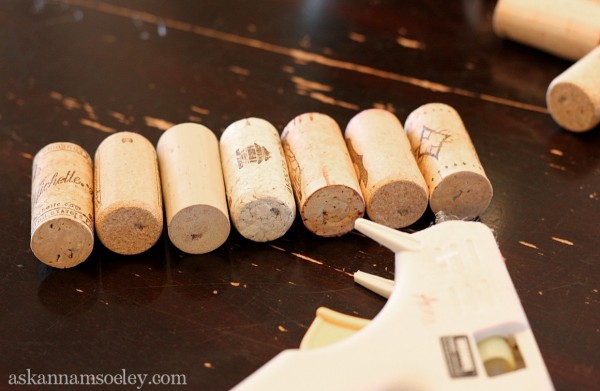 Wine cork Christmas tree tutorial - Ask Anna