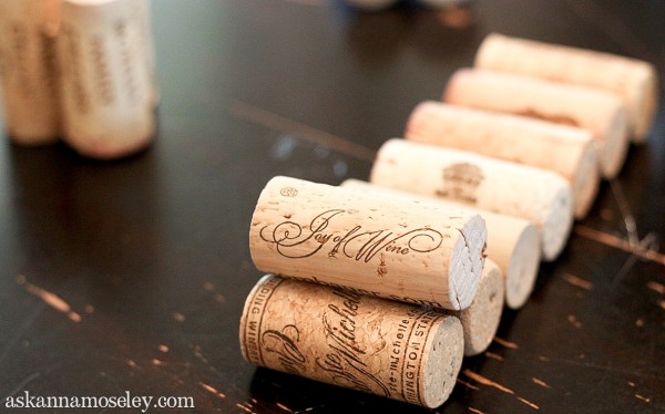 Wine cork Christmas tree tutorial - Ask Anna