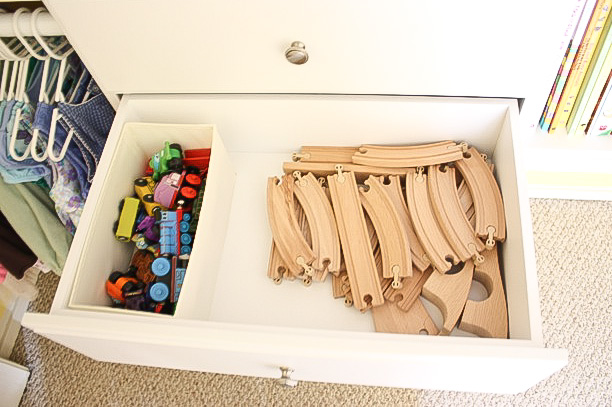 Organized kids closet - Ask Anna