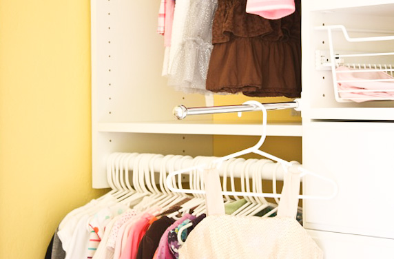 Organized kids closet - Ask Anna