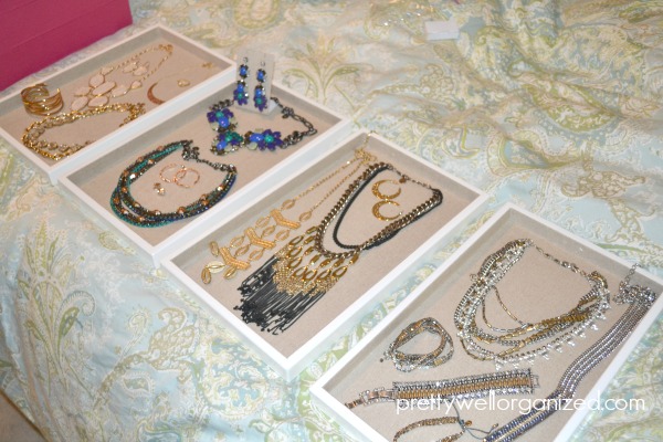 Two easy ways to organize jewelry - Ask Anna