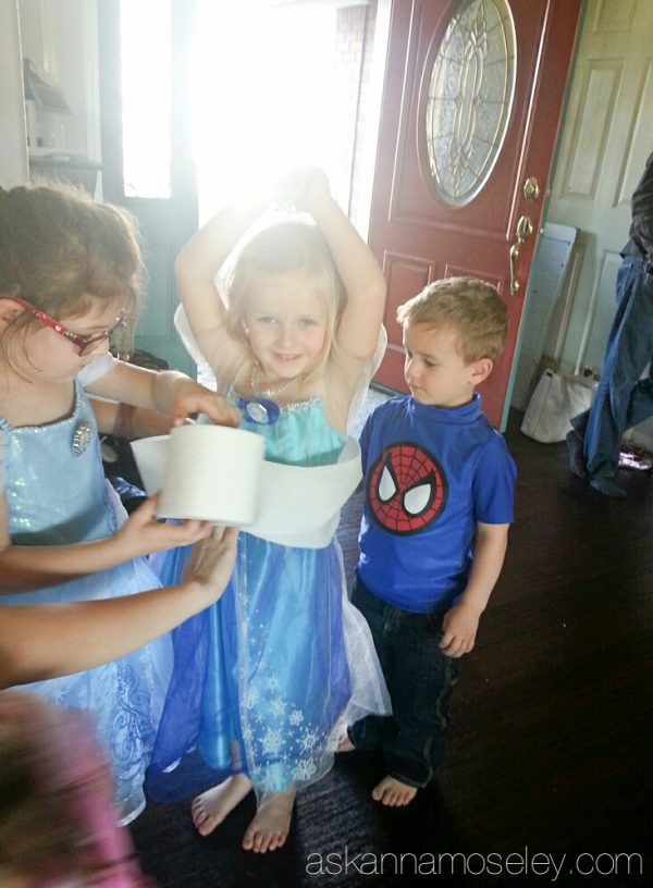 Frozen birthday party ideas - Ask Anna