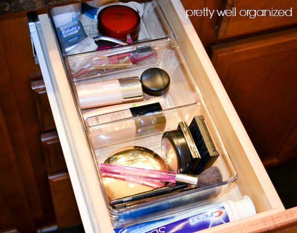 How to organize a makeup drawer - Ask Anna