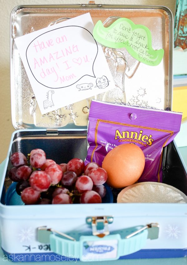 Doodle pads and mustache notes are perfect for lunch box notes