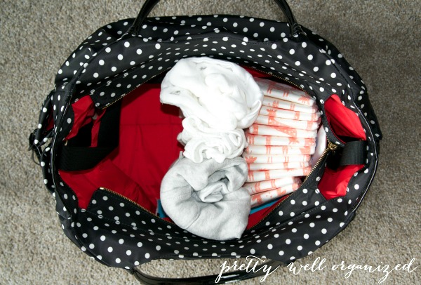 How to Pack an Organized Diaper Bag