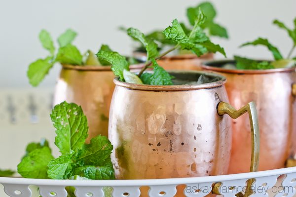 The BEST Moscow Mule recipe - Ask Anna