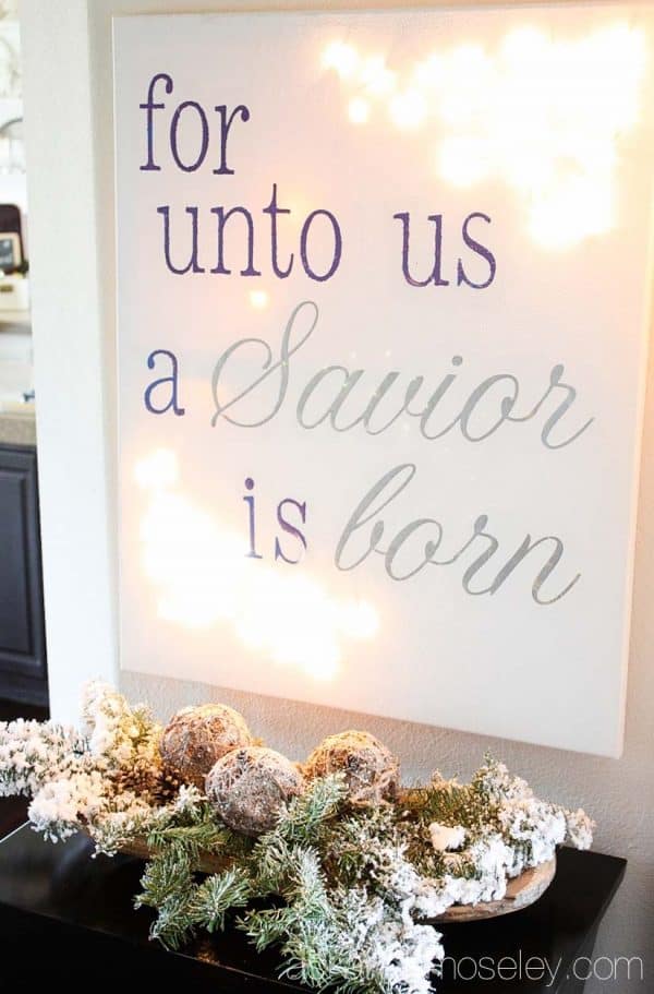 DIY light up Christmas canvas - Ask Anna