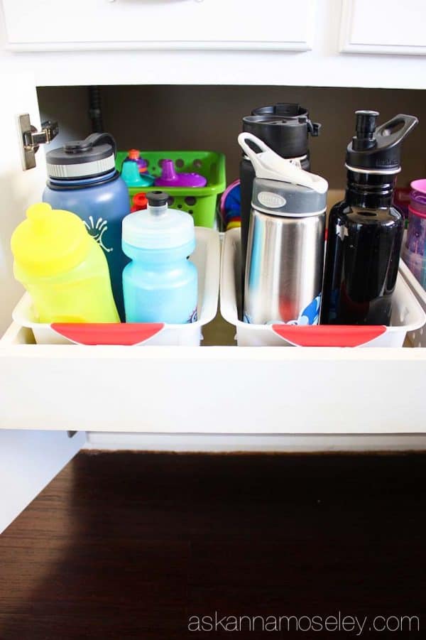 How to organize water bottles and keep them from falling over - Ask Anna