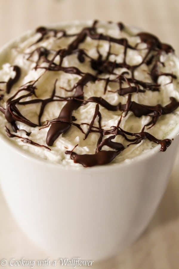 White hot chocolate recipe - Cooking with a Wallflower