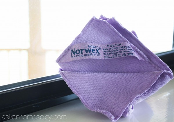 Norwex window cloth, the chemical-free way to wash windows - Ask Anna