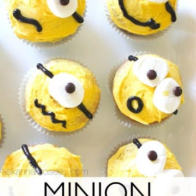 Easy Minion Cupcakes