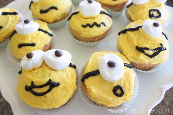 Minion cupcakes to celebrate the new Minion movie coming out in a couple weeks - Ask Anna