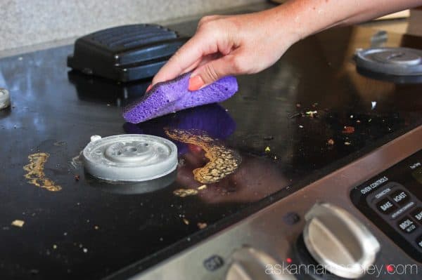 How to quickly and easily clean a stovetop without chemicals - Ask Anna