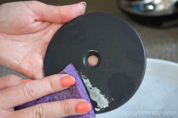 How to quickly and easily clean a stovetop without chemicals - Ask Anna