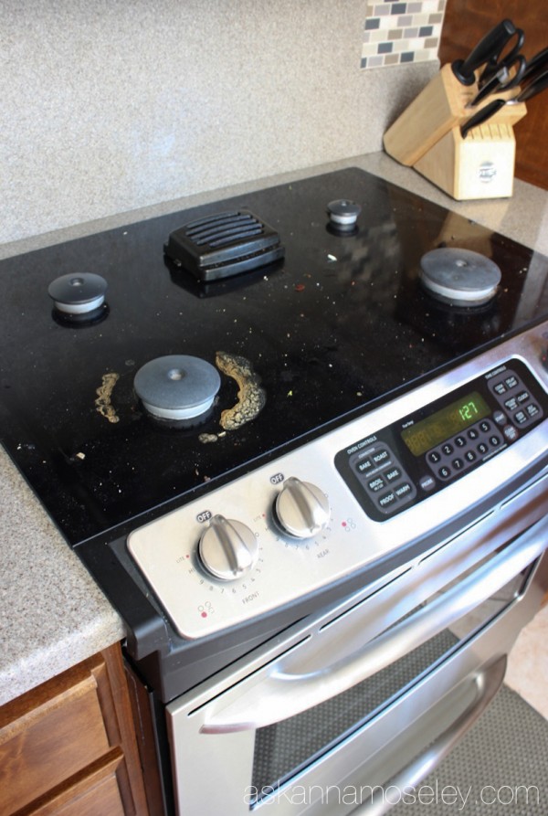 How to quickly and easily clean a stovetop without chemicals - Ask Anna