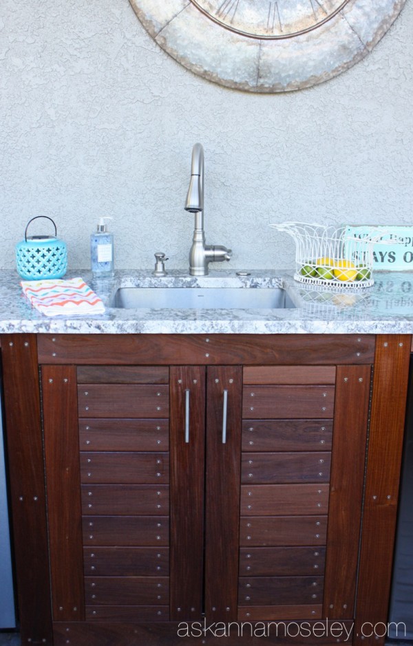 Outdoor kitchen and custom cabinets - Ask Anna