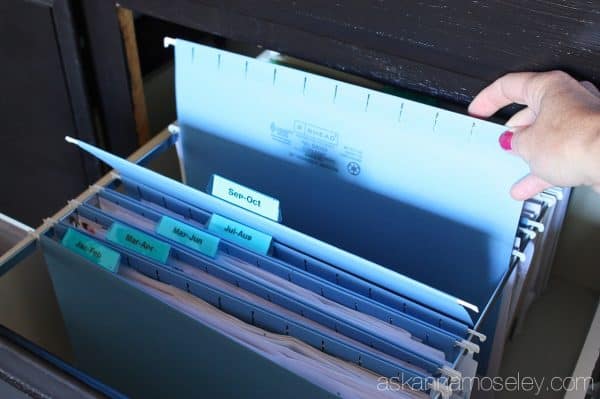 How to organize bills and reduce paper clutter - Ask Anna