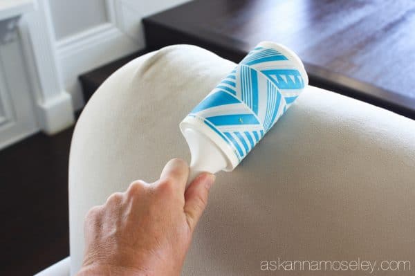 10 things you can clean with a lint roller - Ask Anna