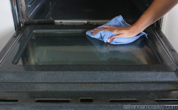 How to clean your oven, and make it look brand new, without using chemicals | Ask Anna