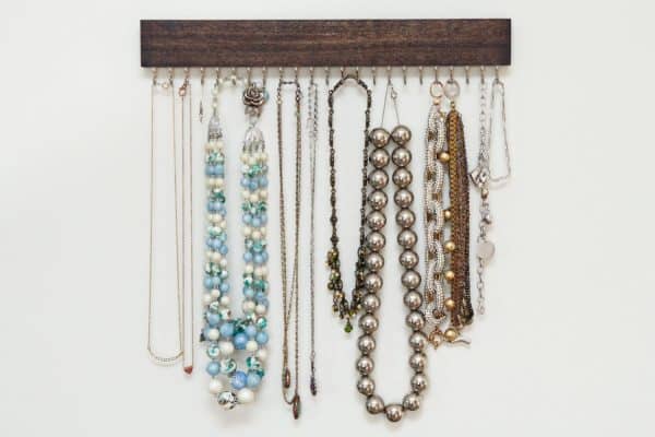 Lots of great tips for how to organize your jewelry in 30 minutes or less | Ask Anna