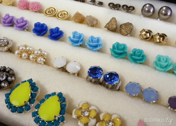 Lots of great tips for how to organize your jewelry in 30 minutes or less | Ask Anna