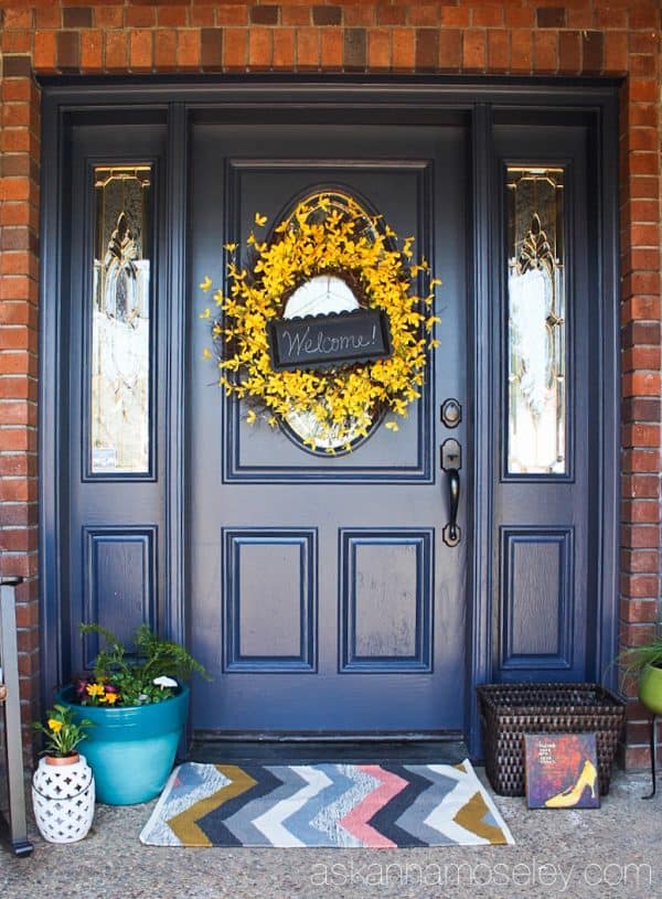 Spring front porch with Better Homes and Gardens - see how to brighten up your front porch on a budget | Ask Anna