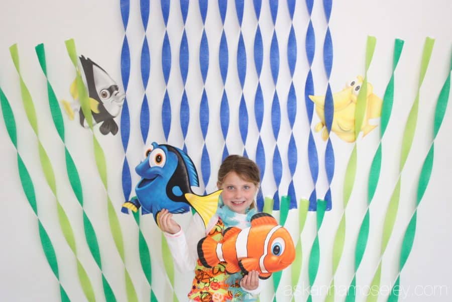 Celebrate the new Finding Dory moving by throwing a swim party! Here are lots of great ideas for your party | Ask Anna