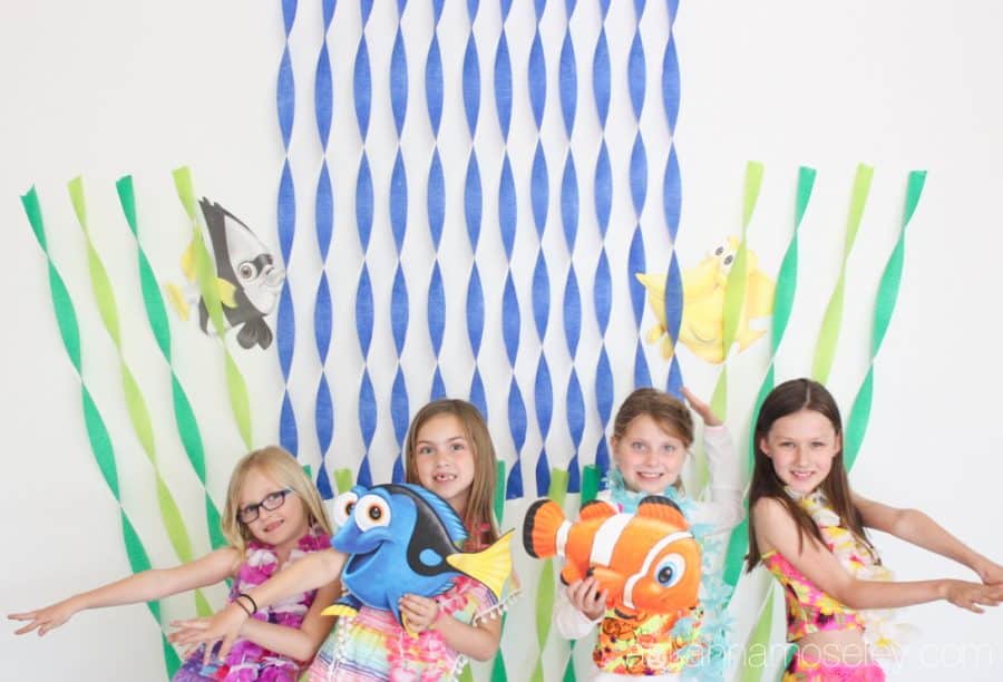 Celebrate the new Finding Dory moving by throwing a swim party! Here are lots of great ideas for your party | Ask Anna