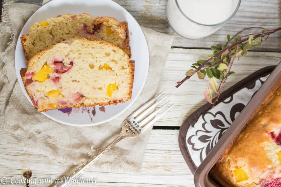 This strawberry mango bread is slightly sweet and so delicious, perfect for a summery breakfast | Cooking With a Wallflower for Ask Anna