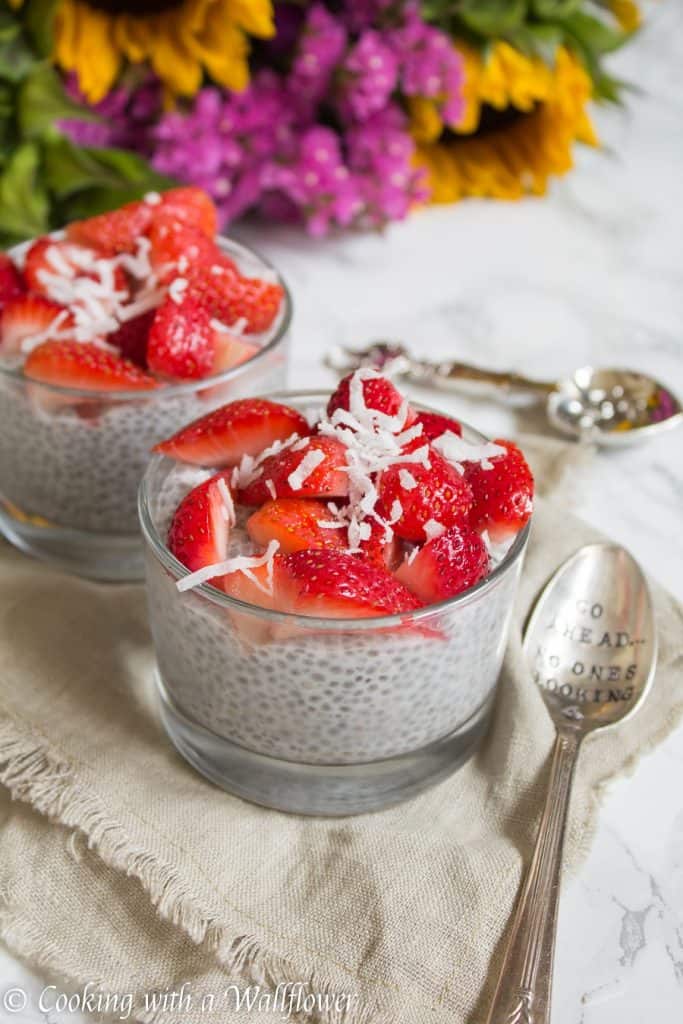 Quick, easy and healthy breakfast idea, this overnight strawberry coconut chia pudding is the best way to start your day | Cooking with a Wallflower