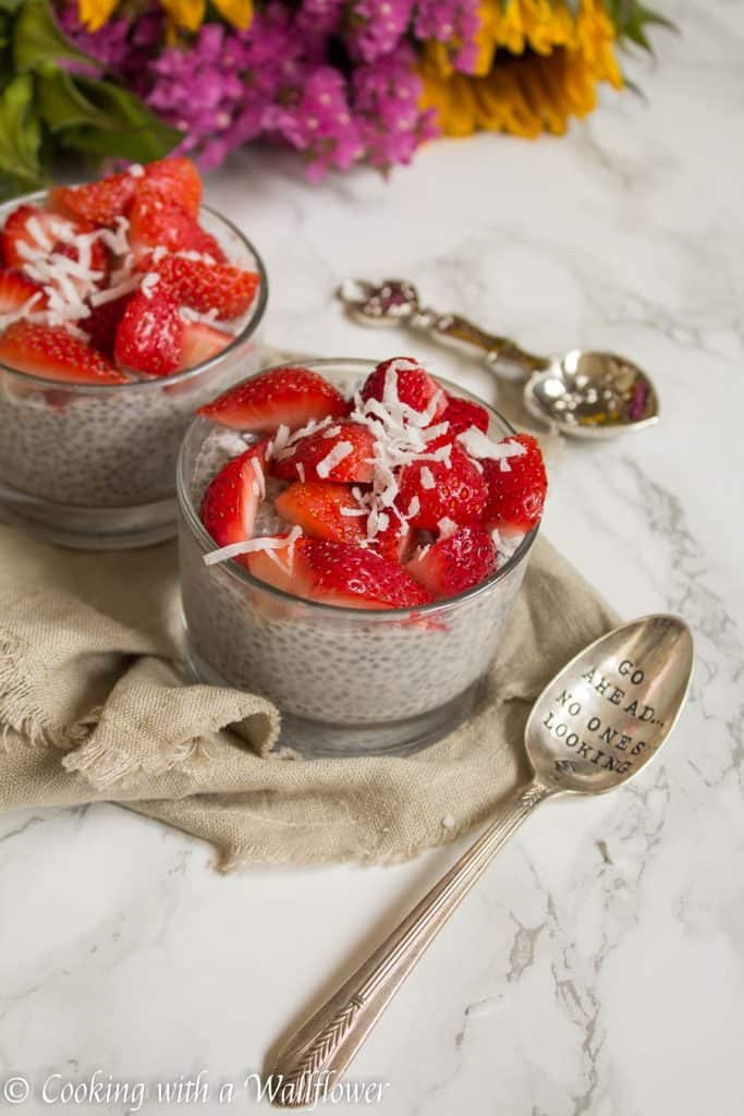 Quick, easy and healthy breakfast idea, this overnight strawberry coconut chia pudding is the best way to start your day | Cooking with a Wallflower