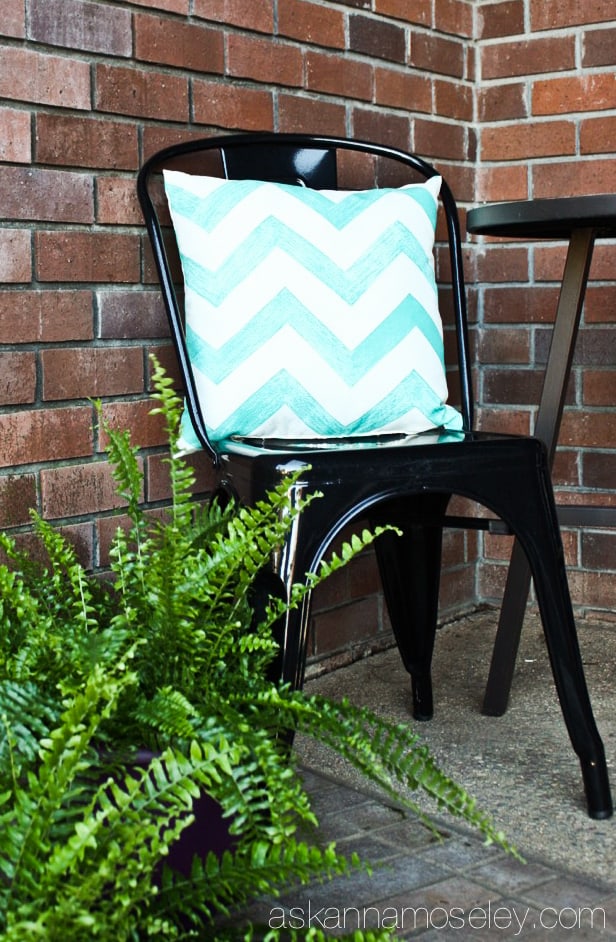 Farmhouse style outdoor area, decorated with Better Homes & Gardens products from Walmart | Ask Anna