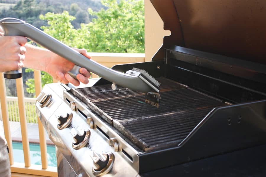 Summer is here and it's time to get ready for outdoor entertaining! Here are 10 things to clean to get ready for summer BBQ's and all your time outside! | Ask Anna