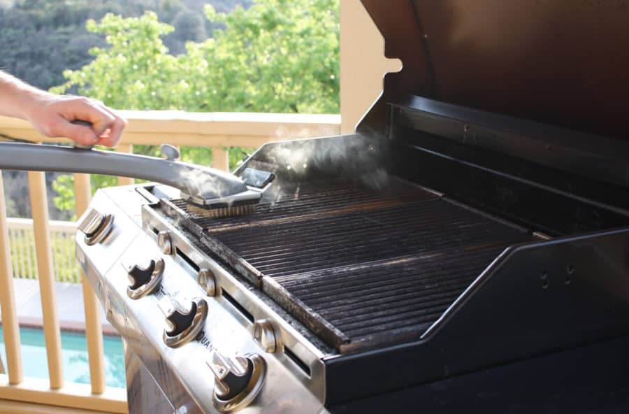 Summer is here and it's time to get ready for outdoor entertaining! Here are 10 things to clean to get ready for summer BBQ's and all your time outside! | Ask Anna