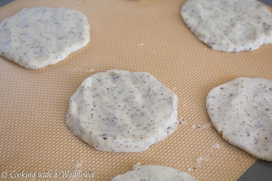 Earl Grey Shortbread Cookies - Cooking with a Wallflower