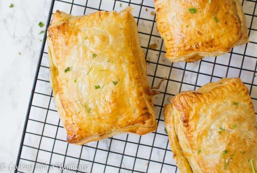 Sun-Dried Tomato Pesto Puff Pastries 