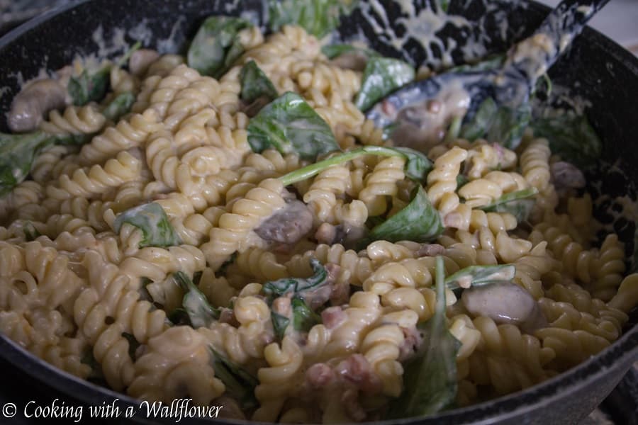 Spinach Mushroom Pancetta Mac and Cheese