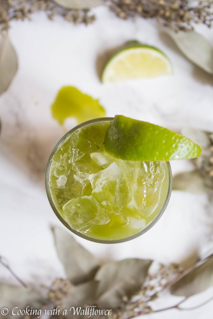 Classic champagne and orange juice, but topped with matcha; a fun twist on a favorite classic, this sparkling matcha mimosa is sure to be a new favorite! | Ask Anna