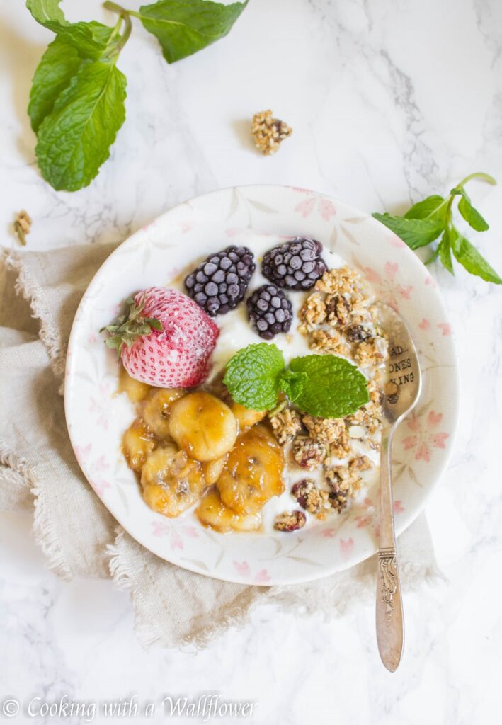 Caramelized Banana Honey Greek Yogurt Bowl